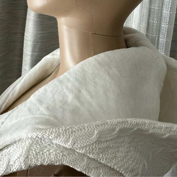 Spyder Core Knit Quilted Hooded Sweater Vest - Picture 7 of 14